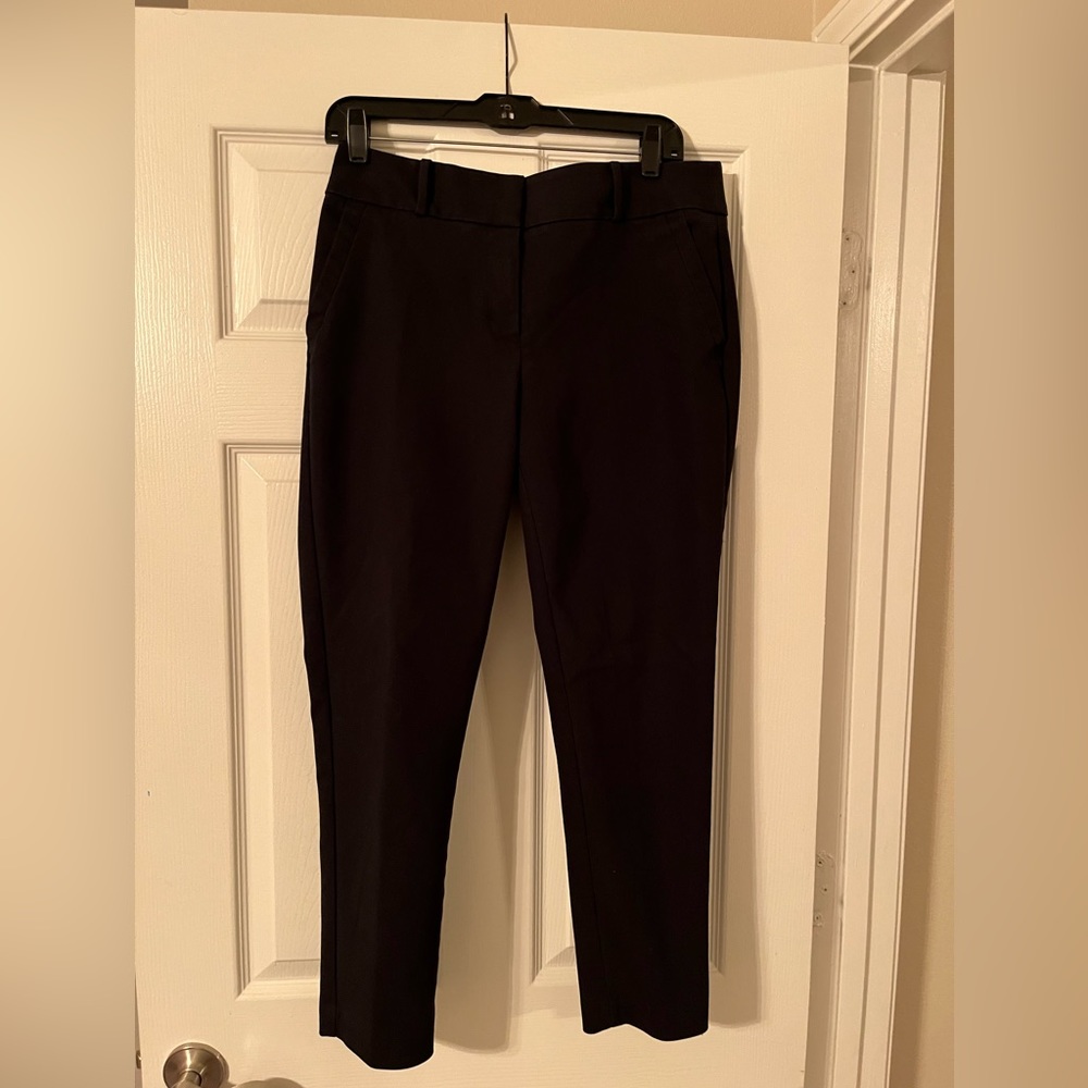 🐠Ann Taylor Loft. Never Worn. Black Dress Pants. Side Pockets.
